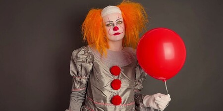 Jak vytvořit klaunský make-up ve stylu Pennywise