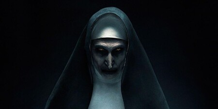 Jak na make-up démonické jeptišky Valak: halloweenské líčení krok za krokem